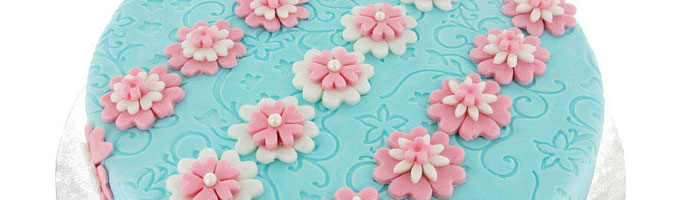 Gâteau en pâte à sucre bleu ciel - Cerfdellier le Blog